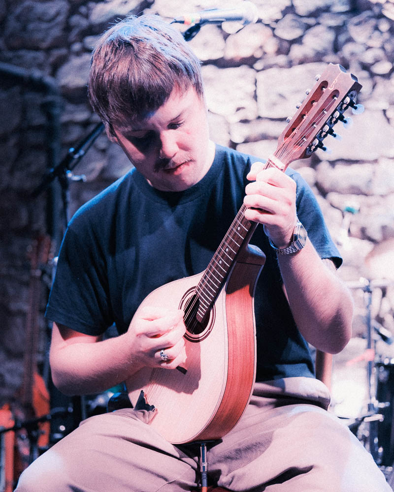 Madra Salach @ The Caves