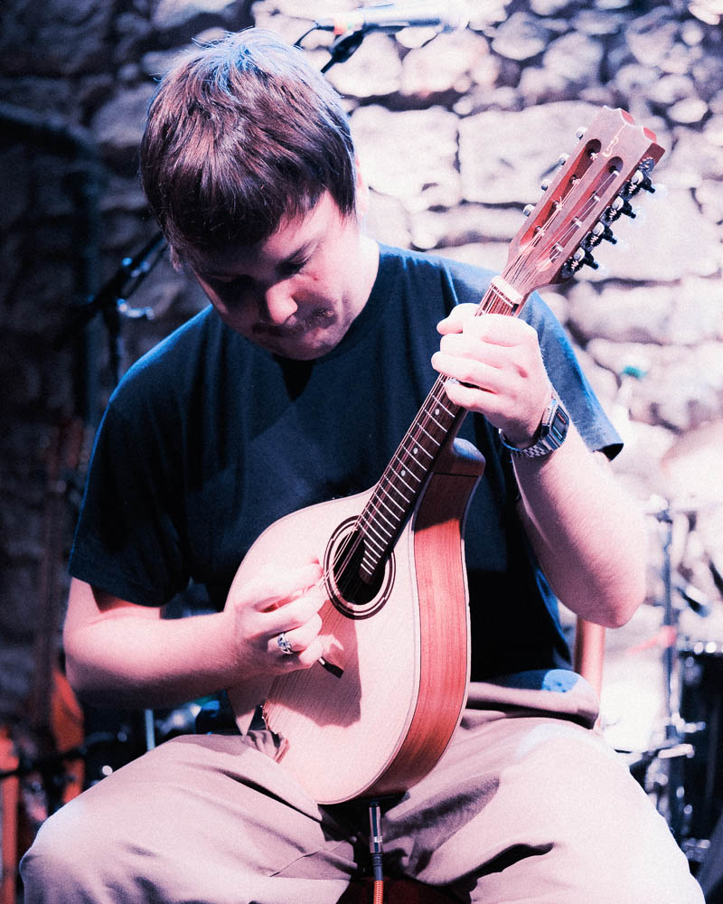 Madra Salach @ The Caves