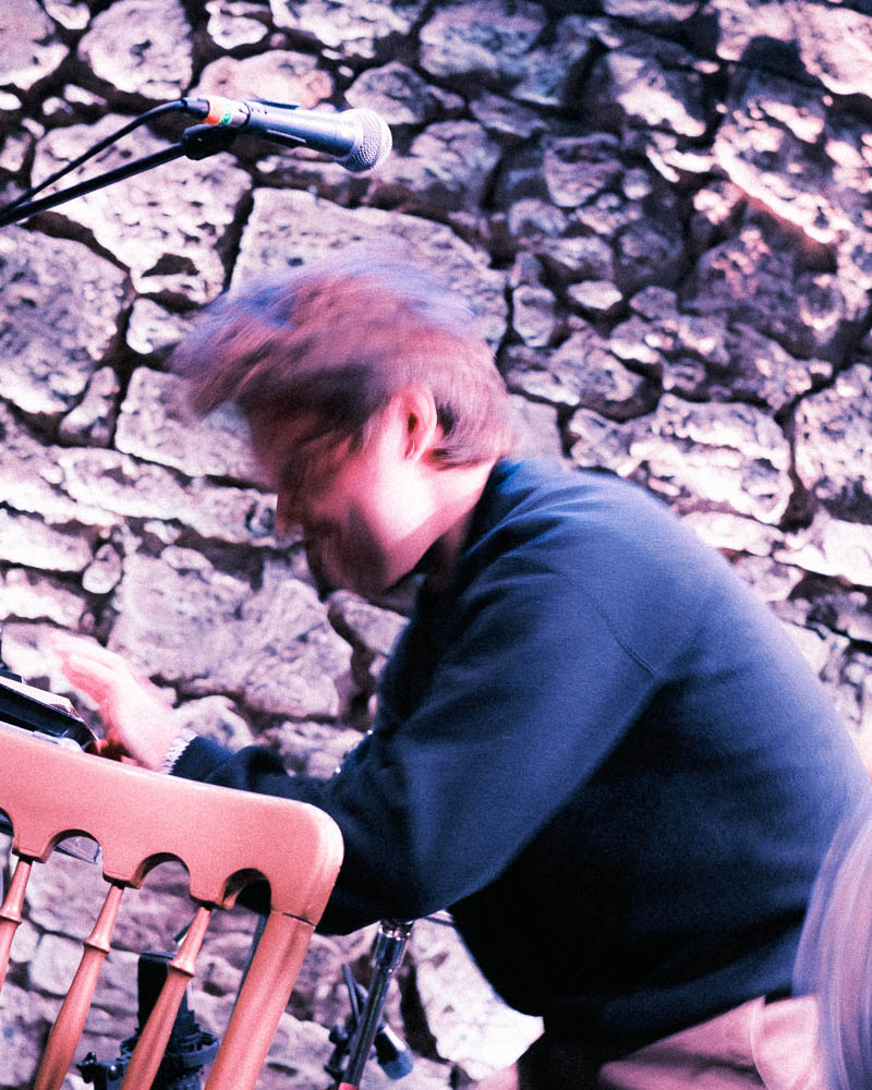 Madra Salach @ The Caves